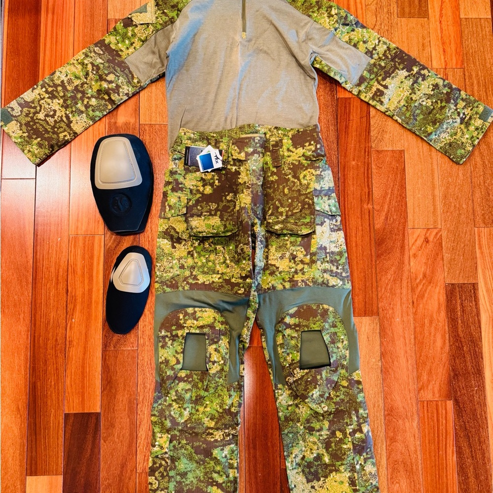 EMERSON GEAR uniform, paintball airsoft suit BRAND NEW!!